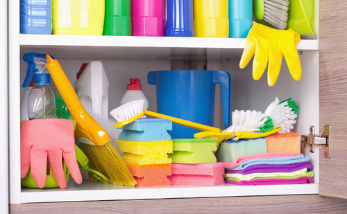 How to Safely Store Cleaning Supplies