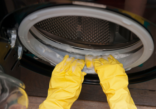 How-to-Deep-Clean-Your-Washing-Machine-Naturally