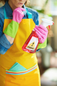 5-Dangers-of-Chemical-Cleaners