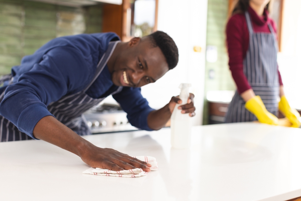 Easy-Kitchen-Countertop-Cleaning-Guide